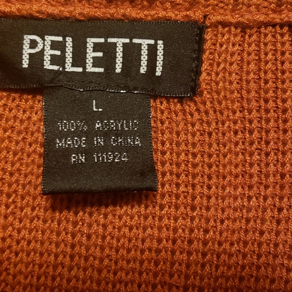 sweater - Picture 3 of 3